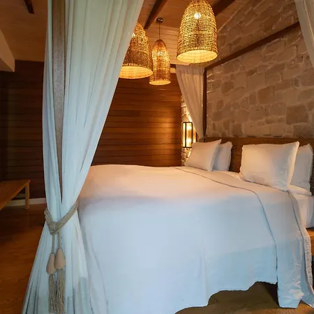 Kimera Lounge Boutique & Çıralı