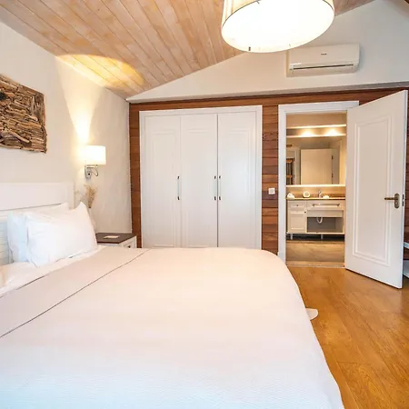 Kimera Lounge Boutique & 2*