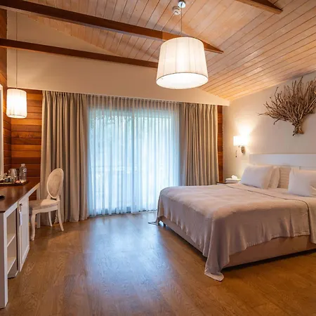 Kimera Lounge Boutique & Çıralı