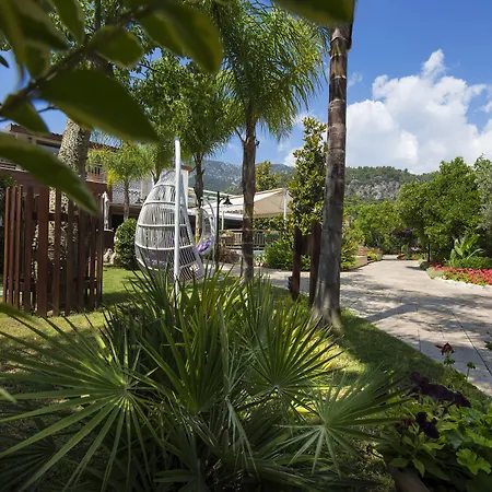 Kimera Lounge Boutique & Üdülőközpont 2*