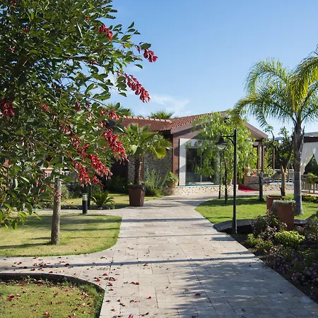 Kimera Lounge Boutique & Çıralı