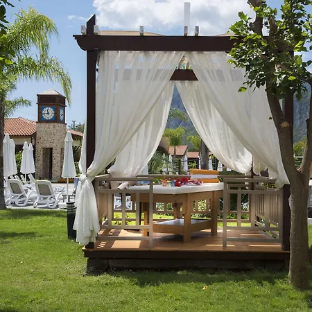 Kimera Lounge Boutique & Üdülőközpont 2*